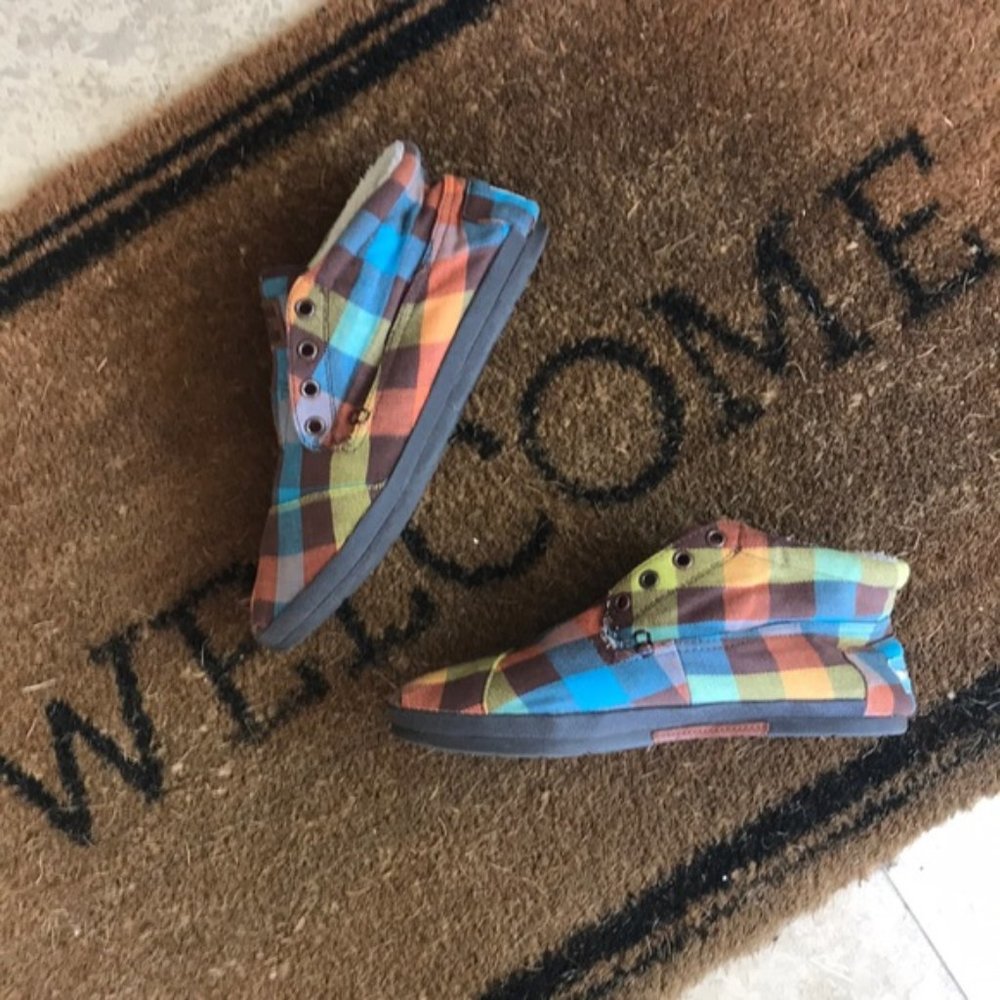 Toms Plaid Lace Up Sneakers sz  9